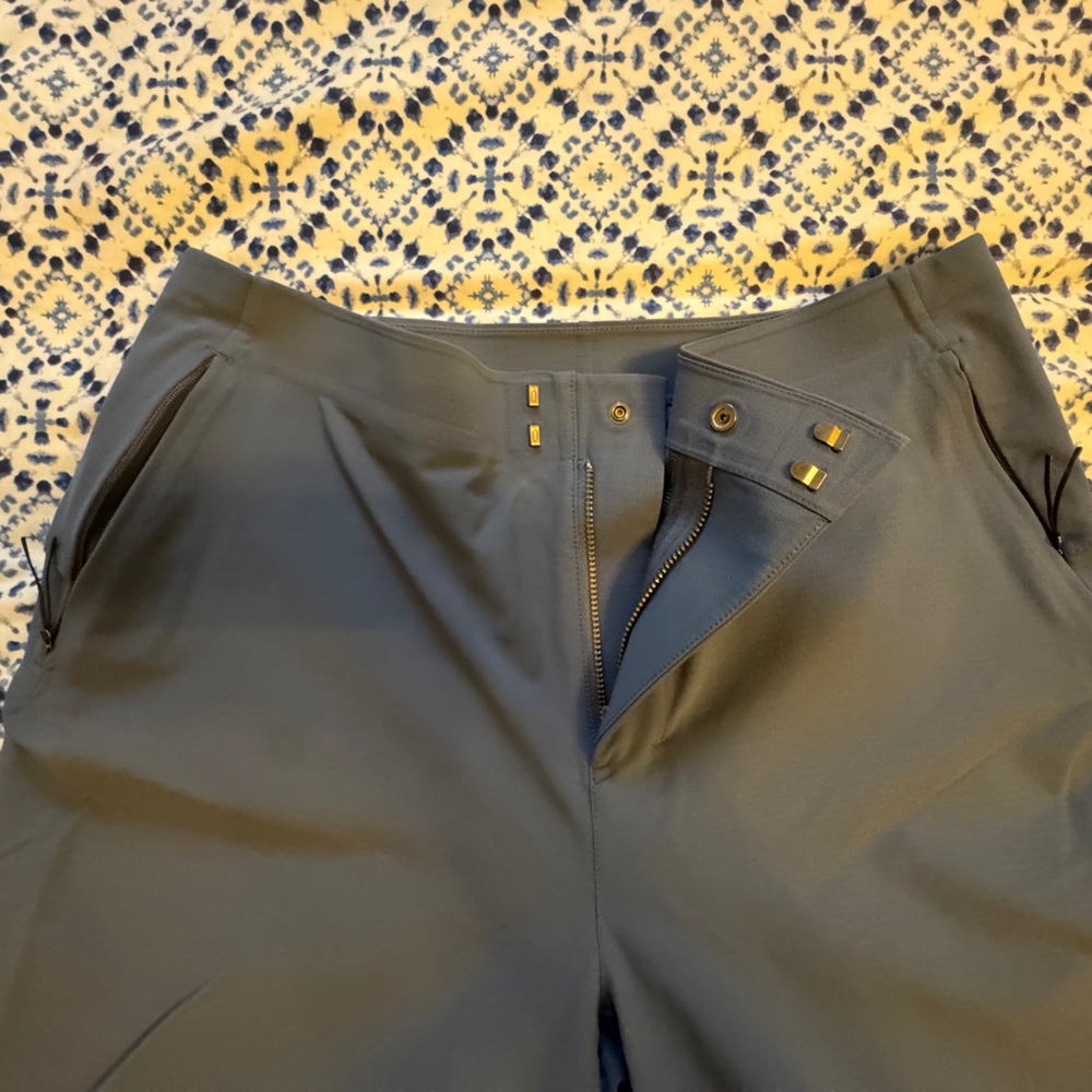 Lululemon Lab Reykur Cargo Pant. - Picture 2 of 6